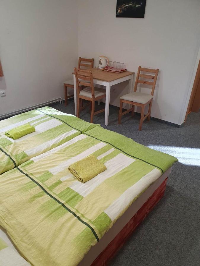 Hotel Decin Na Skrivance Eksteriør bilde